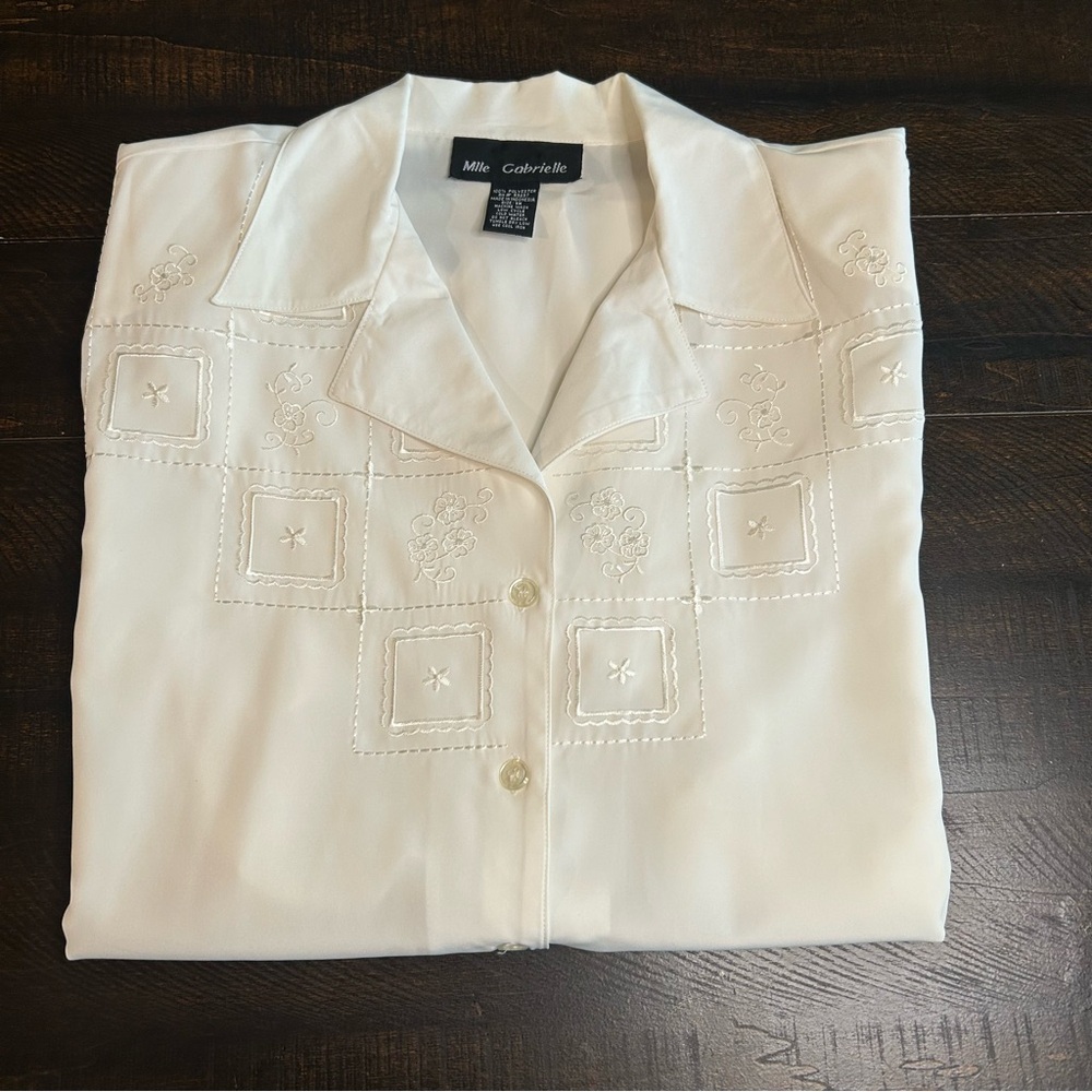 Vintage Mlle Gabrielle Cream Button-Up Blouse